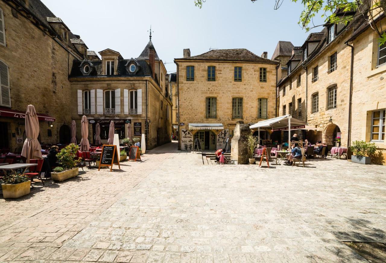 Le Grand Duplex De Rafael Apartment Sarlat-la-Canéda Exterior photo